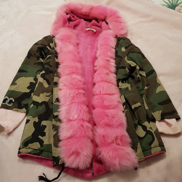 Faux Fur Camo Jacket - Picture 4 of 10